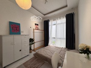 cho thuê phòng cửa sổ lớn full nội thất ngay gần trần hưng đạo q1 lh xem phòng như hình đẹp xinh