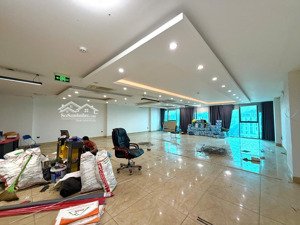 tâm việt building cần cho thuê sàn văn phòng 150m2 giá 23tr/tháng ngay ngã tư tố hữu - vạn phúc