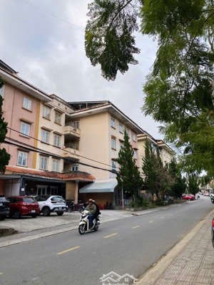 bán căn góc chung cư nguyễn lương bằng chỉ 2 tỷ 650 - 53m2 - sổ hồng lâu dài ngay trung tâm đà lạt