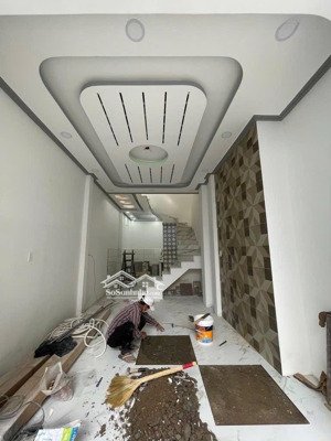 siêu phẩm q6. cách 20m xe hơi đỗ cửa, nhà 3 tầng 46m2 (4 x 13) 4pn, 3wc, hẻm 3m thông,