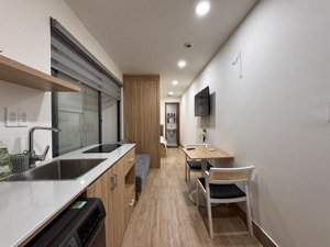 trống sẵn căn hộ full nội thất ngay lý tự trọng q1_chợ bến thành_máy giặt riêng lh xem phòng ngay