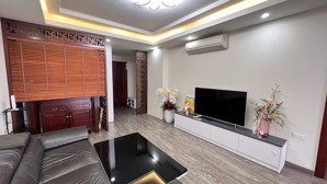 bán chung cư green park dương đình nghệ cầu giấy dt 114 3 ngủ 2w full đồ xịn 10,8 tỷ có tl, sổ đỏ