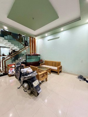 bán nhà 3 tầng mặt tiền trần quý khoách, dt 90m2 giá 6,79 tỷ còn tl