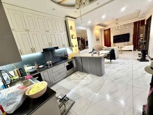 cực hiếm quận long biên 58m2-hơn 7 tỷ-ô tô gần-full nội thất-6 ngủ-ngõ rộng-pháp lý chuẩn