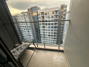 cần bán căn hộ celadon city 85m diamond plus có dòng tiền sẵn