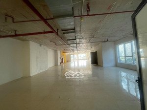 cho thuê mặt bằng thương mại diện tích 760.36m² làm showroom ô tô, kđt văn phú, hà đông