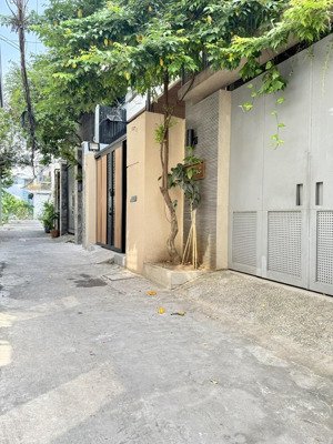 nhà 78 m2, sổ vuông a4 gần mặt tiền ngay nơ trang long - lê quang định