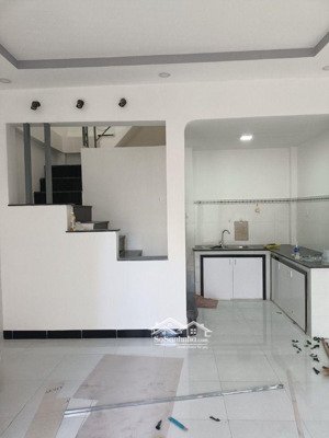 sát hẻm xe hơi, 30m2, 3 tầng, bán nhà huỳnh văn bánh, phú nhuận, 5.65 tỷ tl