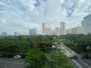 căn hộ 3 phòng ngủ nội thất đầy đủ giá tốt nhất thị trường 21 triệu / tháng gọi tú cata 