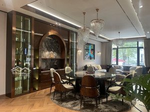 căn biệt thự bt2a-38 gia 22 trong ciputra - view trực diện vườn hoa . ck 3.8 tỷ cho khách