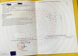 cần bán gấp 60m2 trục chính đường thông gần sát đường 420 và khu công nghệ cao hoà lạc