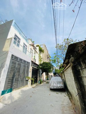 hàng hiếm trong phân khúc- khu phân lô sạch đẹp đồng bộ gần phạm văn đông- ubnd phường- trạm y tế