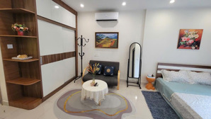 bán nhanh căn studio full đồ s203.1110 tầng trung đẹp