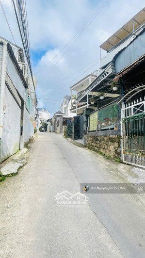 5 tỷ nhà cấp 4 hẻm xe hơi trung tâm mê linh, p.09 đà lạt