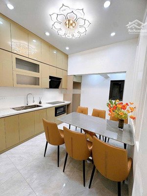 hiếm có 9.1 tỷ, phố vạn phúc - hà đông, 65m2, 5 tầng, mt 4.5m, gara ô tô, thang máy, kinh doanh
