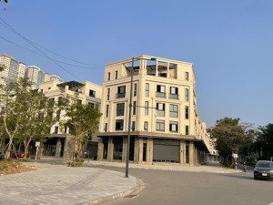 biệt thự xa la, 130m2, mặt tiền 11.5m, nhà đẹp ở ngay, giá 30.5 tỷ, đẹp nhất hà đông