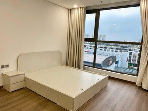 cho thuê căn hộ 3pn chung cư khai sơn city long biên full nội thất