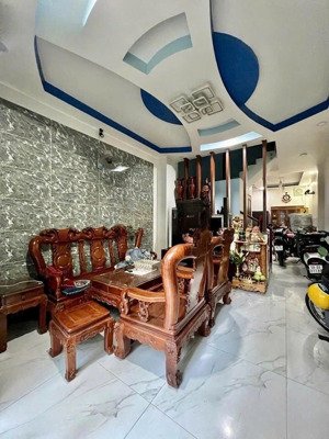 cho thuê nhà 1/ đg số 10 - bhh - 4x12m 1 trệt 3 lầu, 5pn hẻm xe tải