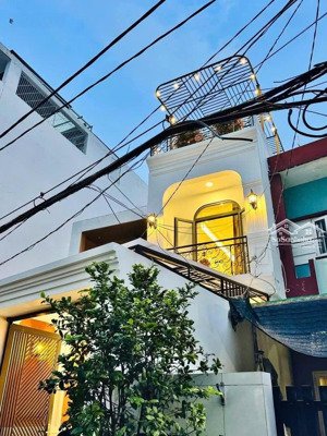 nhà lê văn sỹ quận 3 | 67,4m² có chỗ đậu xe hơi trong nhà| cách trung tâm 5 phút giá chỉ 3,49 tỷ