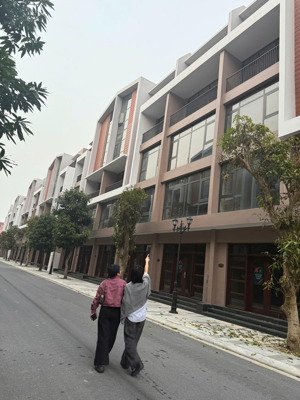 khan hiếm: liền kề mặt tiền 5m chính chủ bán căn hải âu 65m2 ocean park 2 