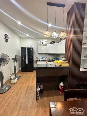 bán nhà kim ngưu, hai bà trưng 40m², mt 5m, lô góc 3 thoáng, ô tô đỗ cửa, giá 1x tỷ