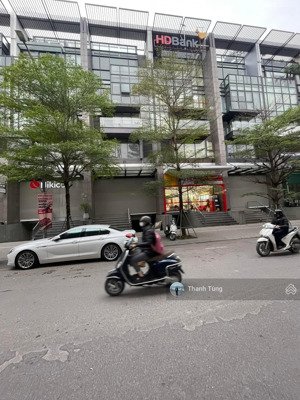 siêu hiếm toà 6 tầng thang máy + hầm vị trí vàng mp hào nam vỉa hè 7m oto tránh kd sầm uất