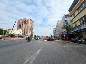 bán nhà phố trạm long biên gara ô tô, thang máy 13 tỷ 