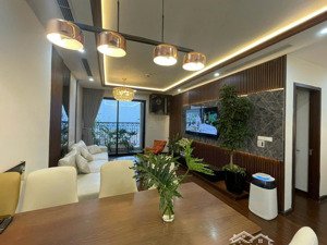 chính chủ thiện trí bán căn hộ 3pn, 2wc tại hà nội center point giá 9,9 tỷ, 83m2 lh: 