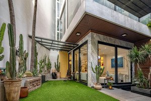 cho thuê nhà mt nguyễn văn hưởng, p.thảo điền, q.2, dt 20x20m, trệt 2 lầu sân thượng, giá 180tr