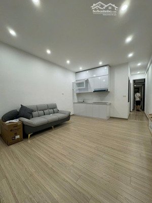 tập thể đại học sư phạm - trần quốc hoàn- 38m - ô tô đỗ cổng - nhỉnh 3 tỷ