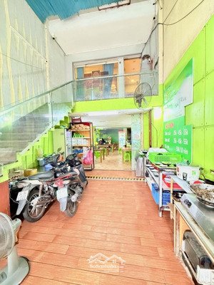 **bán nhà mặt tiền 2r trường sơn, phường 2, tân bình (4,5*21) 5 tầng - dòng tiền