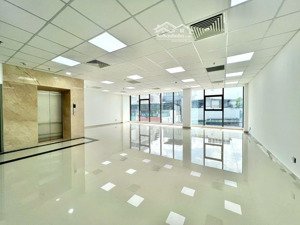 nhượng gấp văn phòng nguyễn xiển 90m² giá 15 triệu/tháng vào làm ngay