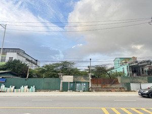 mặt tiền nguyễn phúc nguyên nhìn cầu nguyễn hoàng