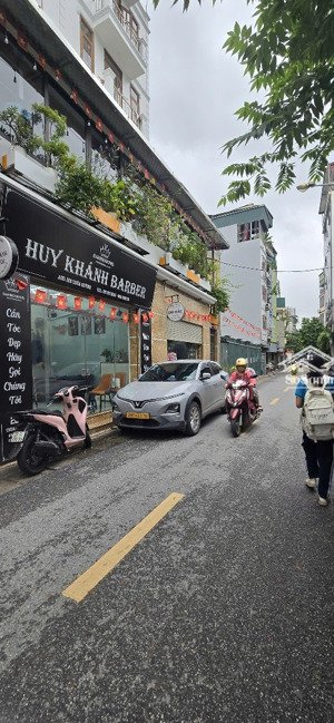 giá dẻ bất ngờ - hiếm- đầu tư quá tuyệt - mặt phố chùa quỳnh 206m2 tài chính 37 tỷ