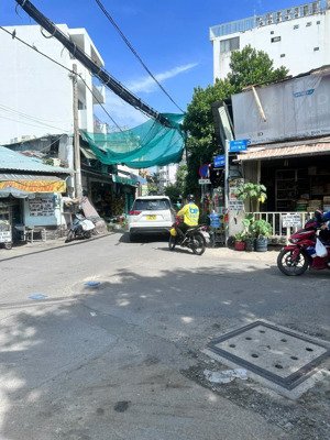 mt nguyễn thượng hiền q.bình thạnh/công nhận: 275m2/ giá 39 tỷ ctxd 1 hầm 7 tầng