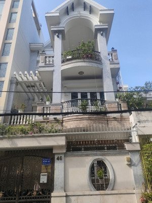 ngang 7m, đường 10m có vỉa hè đường nguyễn thái bình p.12 tân bình dt 7x15m 4 tầng chỉ 19 tỷ