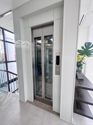 hiếm có! giảng võ, nhà 5 tầng, thang máy, ô tô đỗ cửa, 36m2. giá 13.5 tỷ
