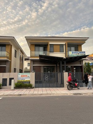 chính chủ - bán biệt thự xong lập 170m2 - sẵn hđ cho thuê 20/tháng