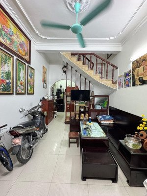 gốc đề - hai bà trưng - 2 thoáng - giá đầu tư - ngõ thông - 62m2*4t - chỉ 11,5 tỷ