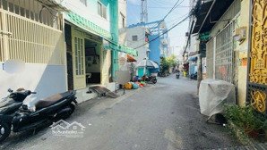 hẻm 5m, nhà 2 tầng, phạm văn chí, 24m2 (4x6m), chỉ nhỉnh 4 tỷ xíu