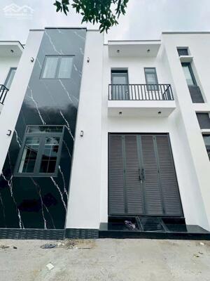 Nhà trệt lầu hẻm 71 Lê Hồng Phong - Ngang cảng Hoàng Diệu Cần Thơ