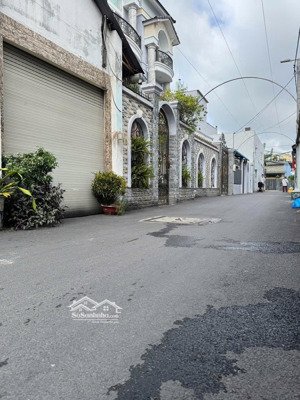 bán nhà hai mặt tiền lô góc đường số 25 bình trưng đông q2 239m2 22 tỷ thương lượng