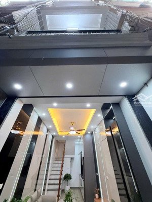 full nội thất hàng hiếm quan nhân thanh xuân giá 7 tỷ nhỉnh tiềm năng lớn