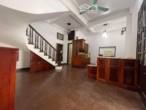 bán nhà liền kề kdt văn quán -đường phân lô vỉa hè ô tô tránh,kinh doanh tốt-2 mặt thoáng 13,9 tỷ.