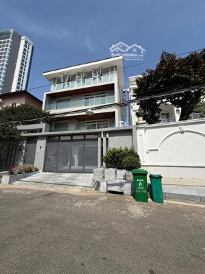 bán biệt thự an khánh - thủ thiêm, đường số 39 ,quận 2, 7.5x21m (158m2) hầm + 4 tầng , giá 54 tỷ