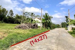 hot - lô đất hơn 373m2, ngang 14m, mặt tiền trục chính 7m5, chỉ 9xxtr (2,5tr/m2)