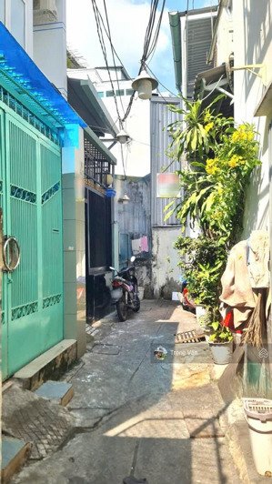 chỉ 2,8 tỷ - gần ra mặt tiền - nhà cũ 23,5m² tiện xây mới - đất dân cư