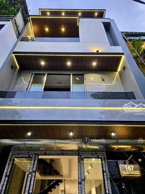 căn nhà mặt tiền đường nguyễn tri phương, xây mới 100%, có thang máy.