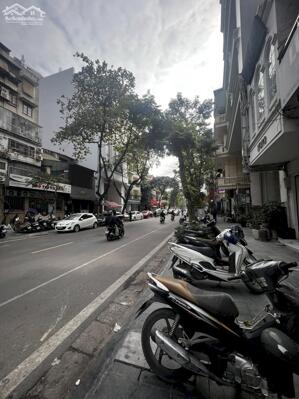 Bán Nhà Mặt Phố Thi Sách Hai Bà Trưng 66m2-4T LÔ GÓC 40 Tỷ Có Thương Lượng.