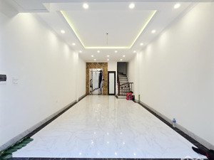 nhà mới tinh-nguyễn văn linh-6 tầng thang máy-gara ôtô -full nội thất-kinh doanh -nhỏ -nhỉnh 11 tỷ